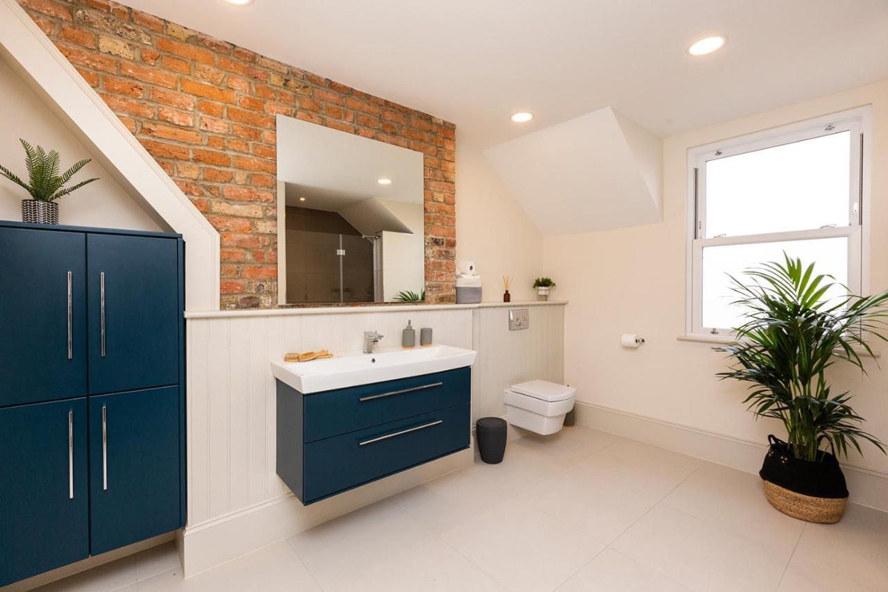 Stunning Seaside Apartment Over 3 Floors Near Margate Westgate-on-Sea ภายนอก รูปภาพ